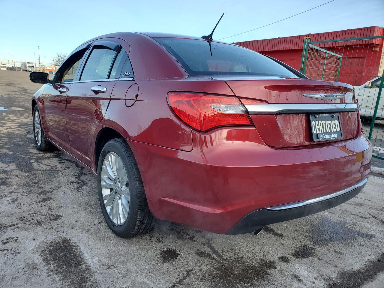 2012 Chrysler 200 Limited-4