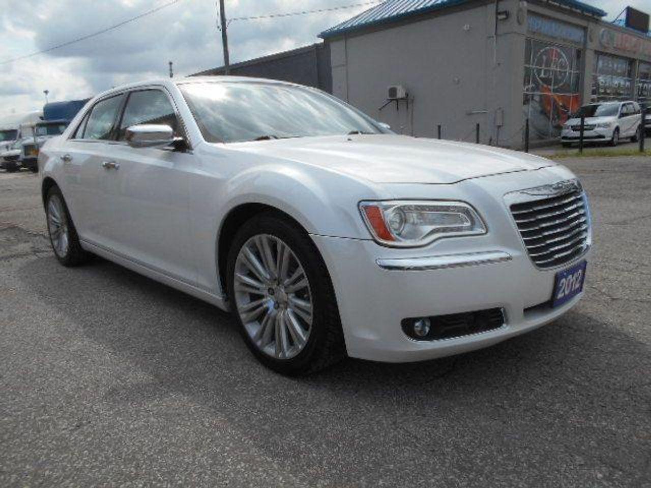 2012 Chrysler 300 C-2