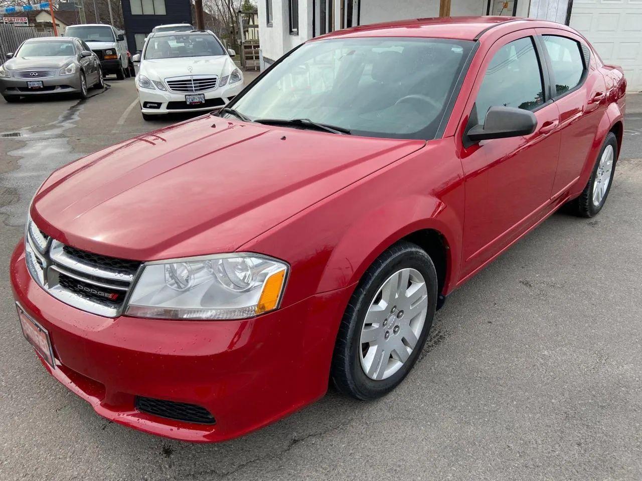 2012 Dodge Avenger SE-2
