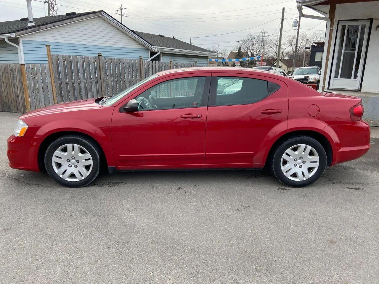 2012 Dodge Avenger SE-3