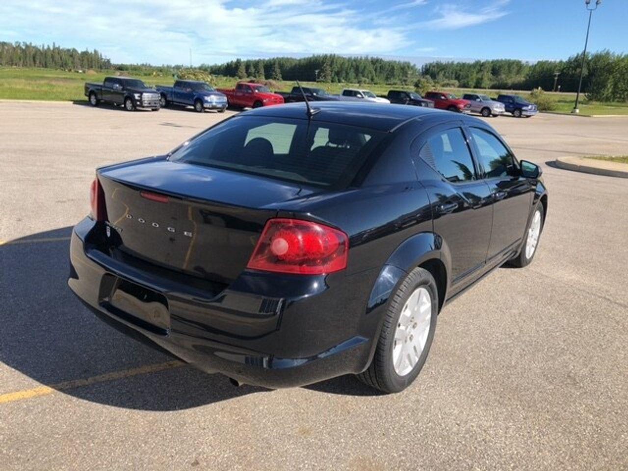 2012 Dodge Avenger SE-4