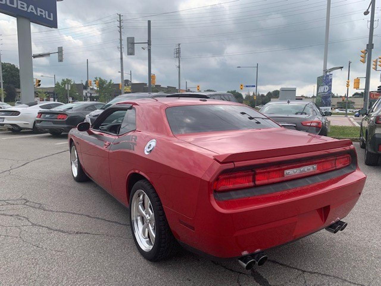 2012 Dodge Challenger R/T-4