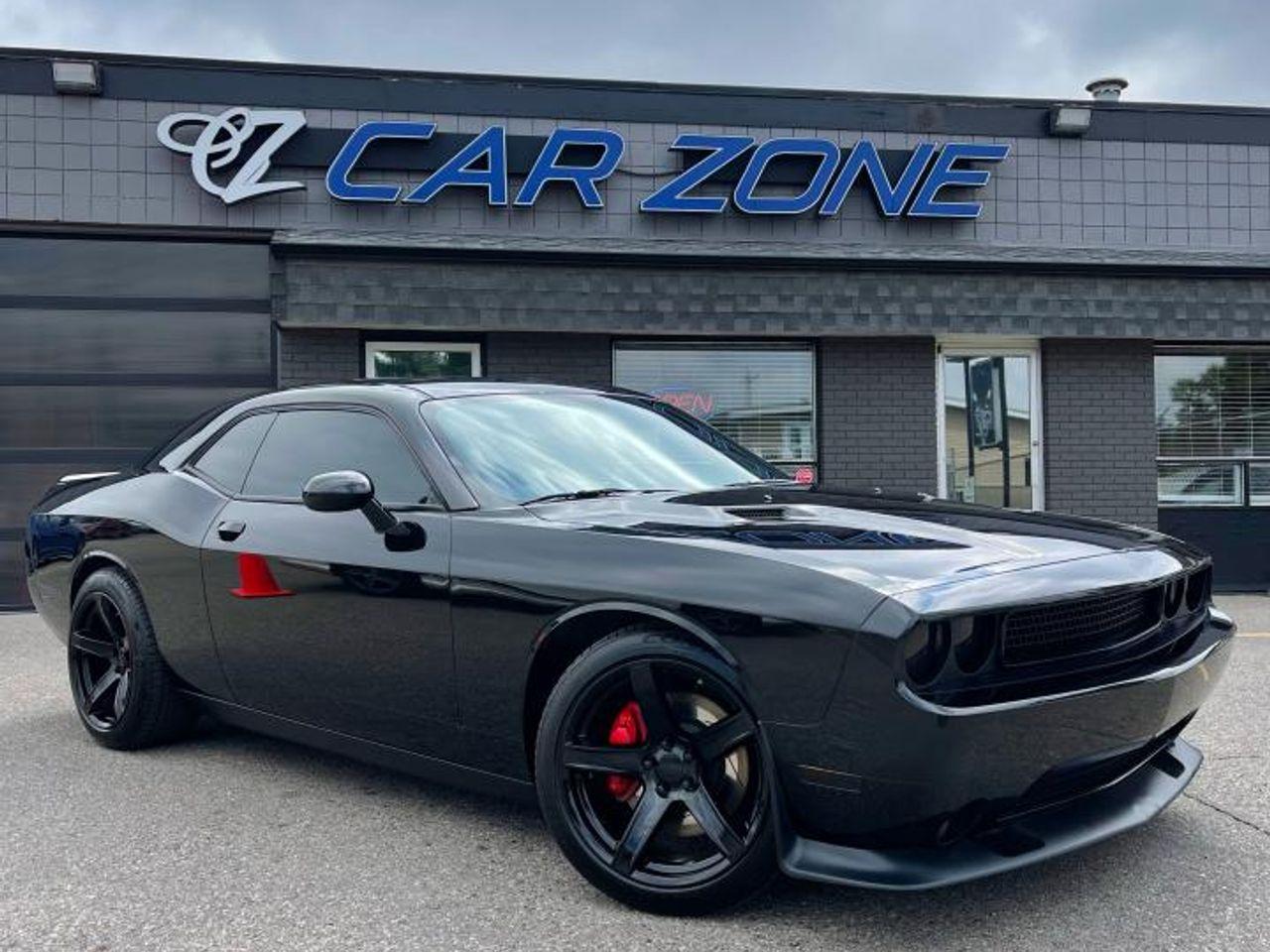 2012 Dodge Challenger SRT8-0