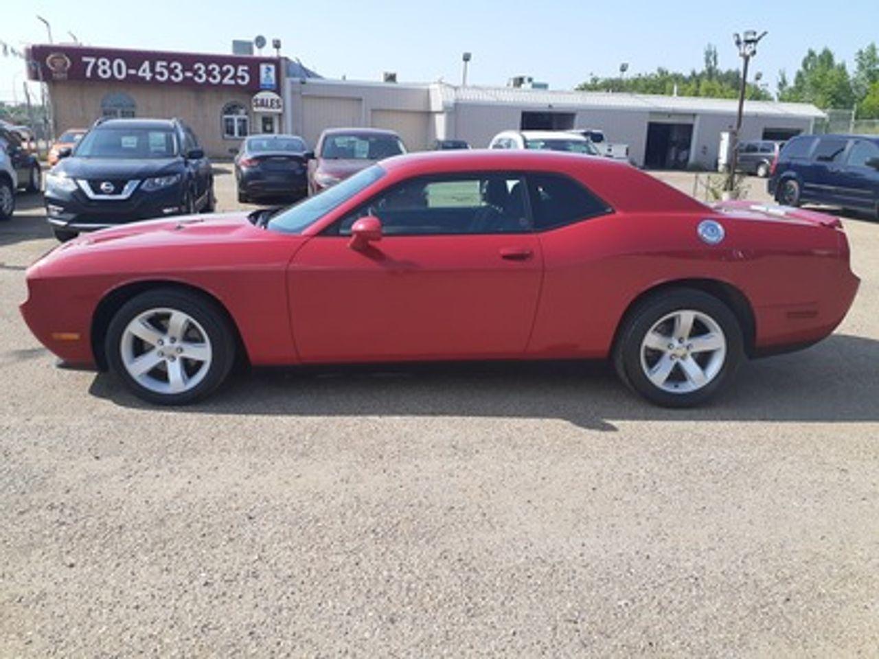 2012 Dodge Challenger SXT-3