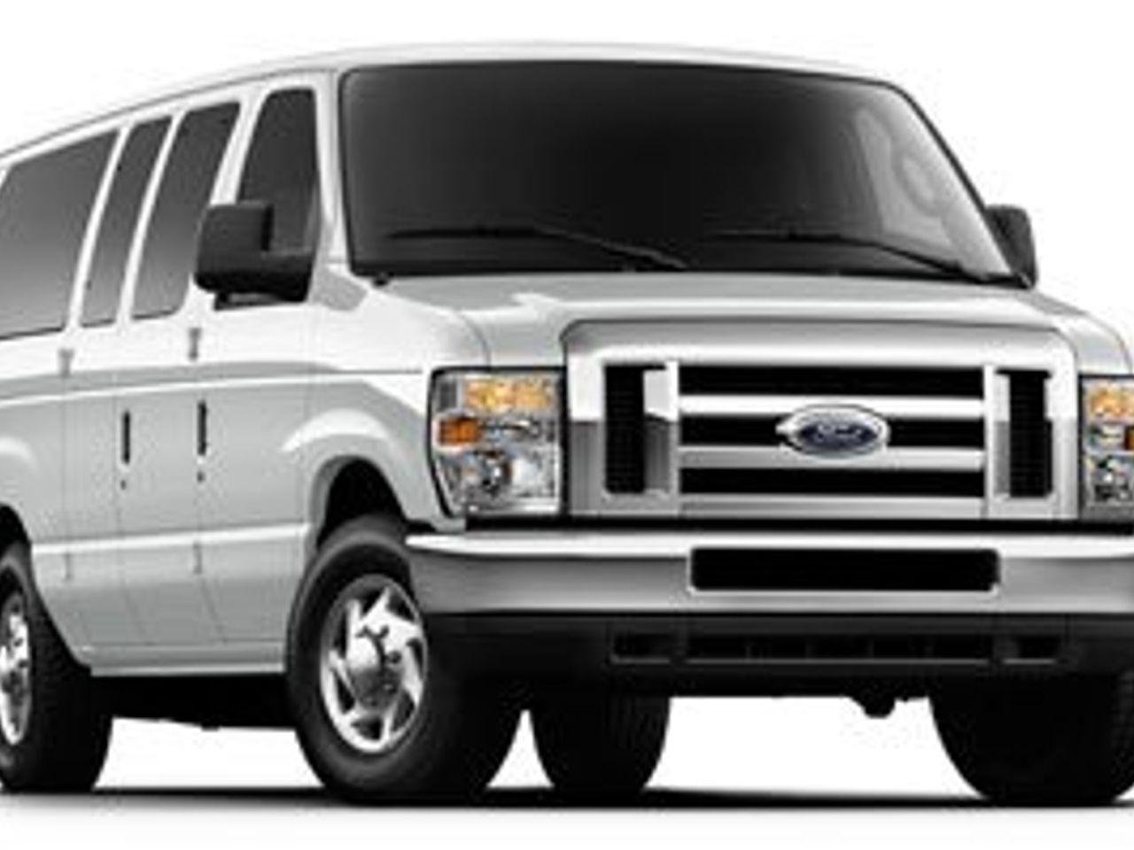 2012 Ford Econoline V8 XL-0