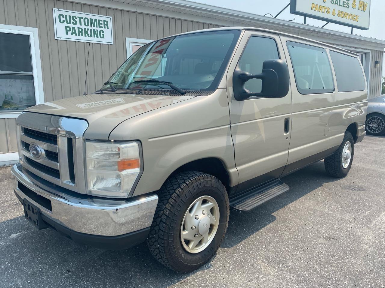 2012 Ford Econoline XL-0