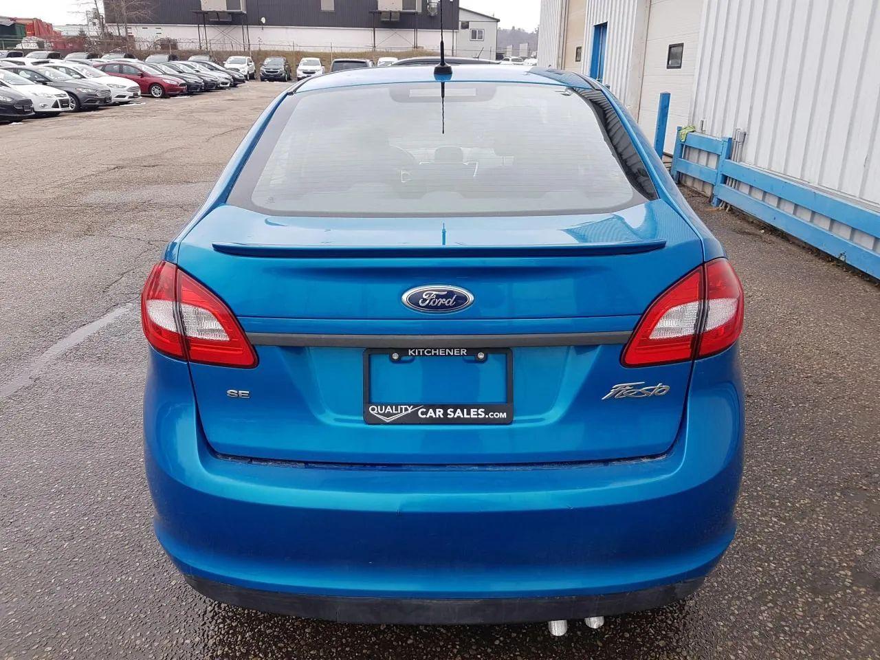 2012 Ford Fiesta SE-3