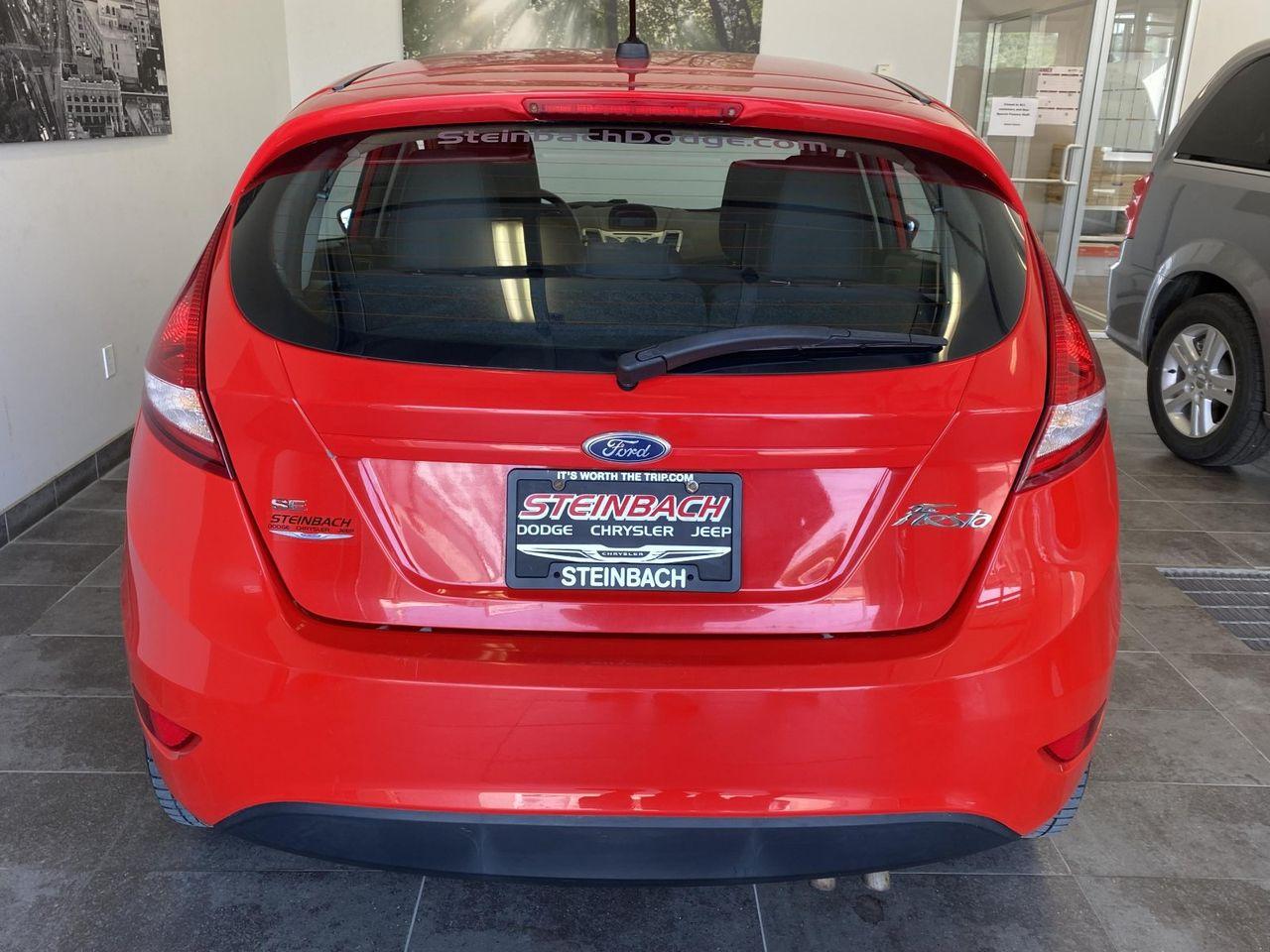 2012 Ford Fiesta SE-2