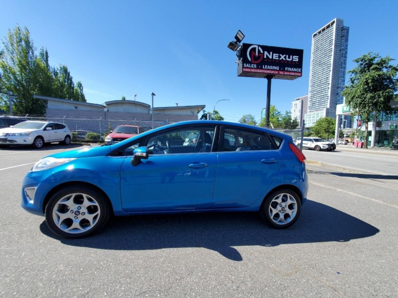 2012 Ford Fiesta SES-2