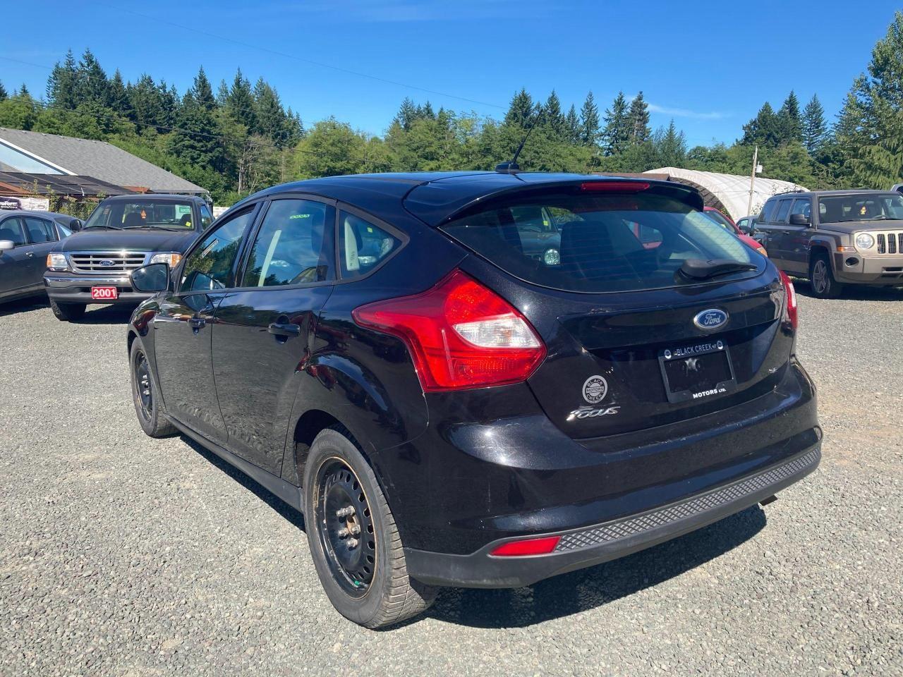 2012 Ford Focus SE-2