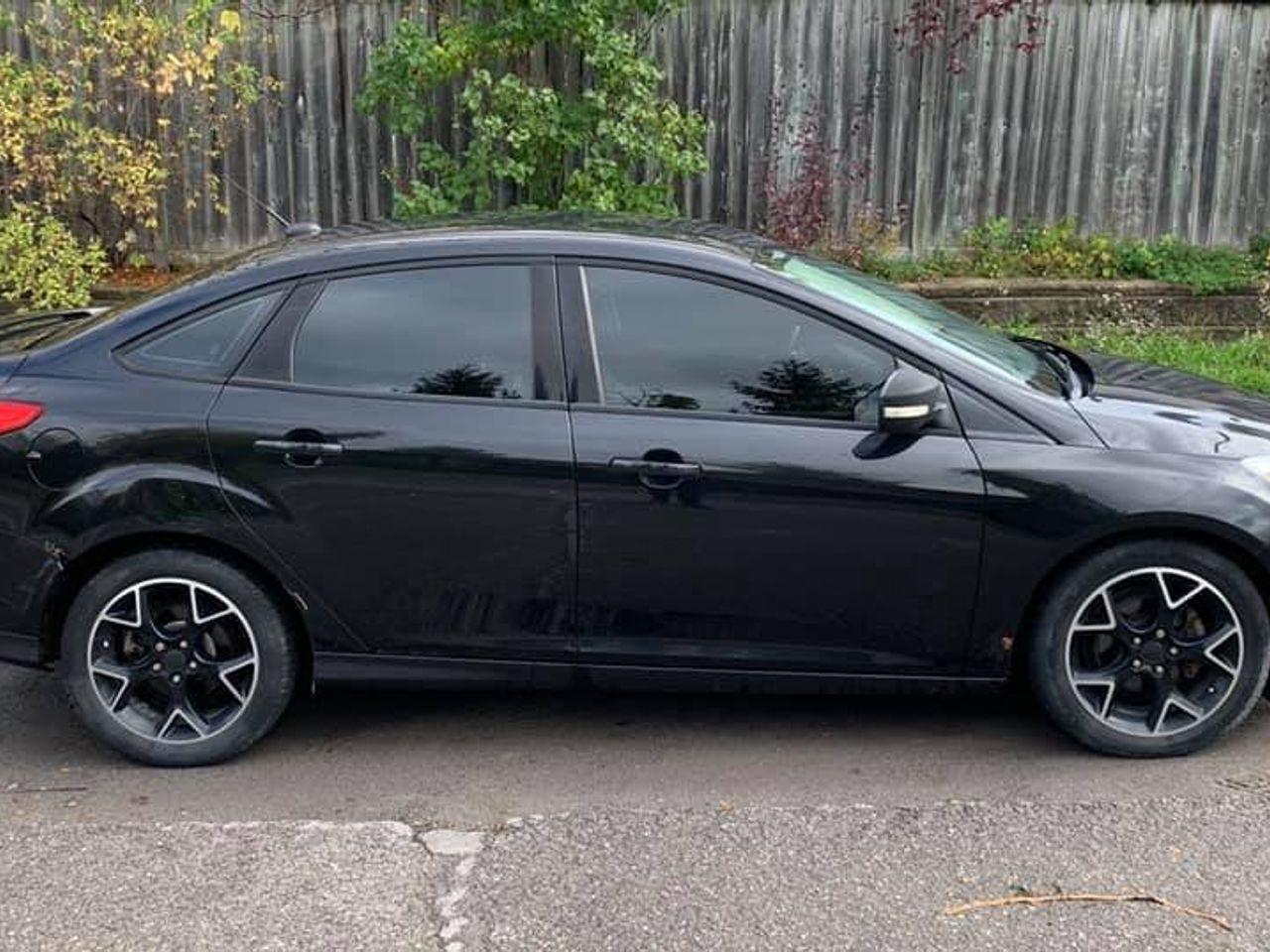 2012 Ford Focus SE-2