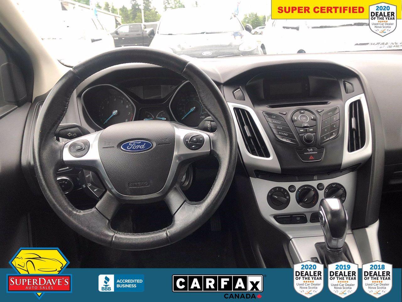 2012 Ford Focus SE-1