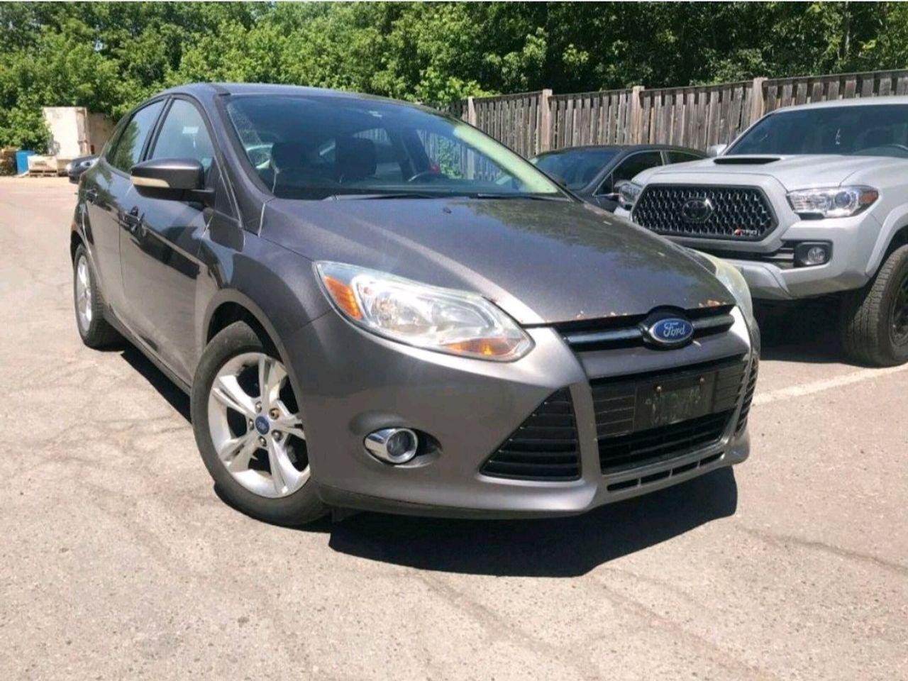 2012 Ford Focus SE-2