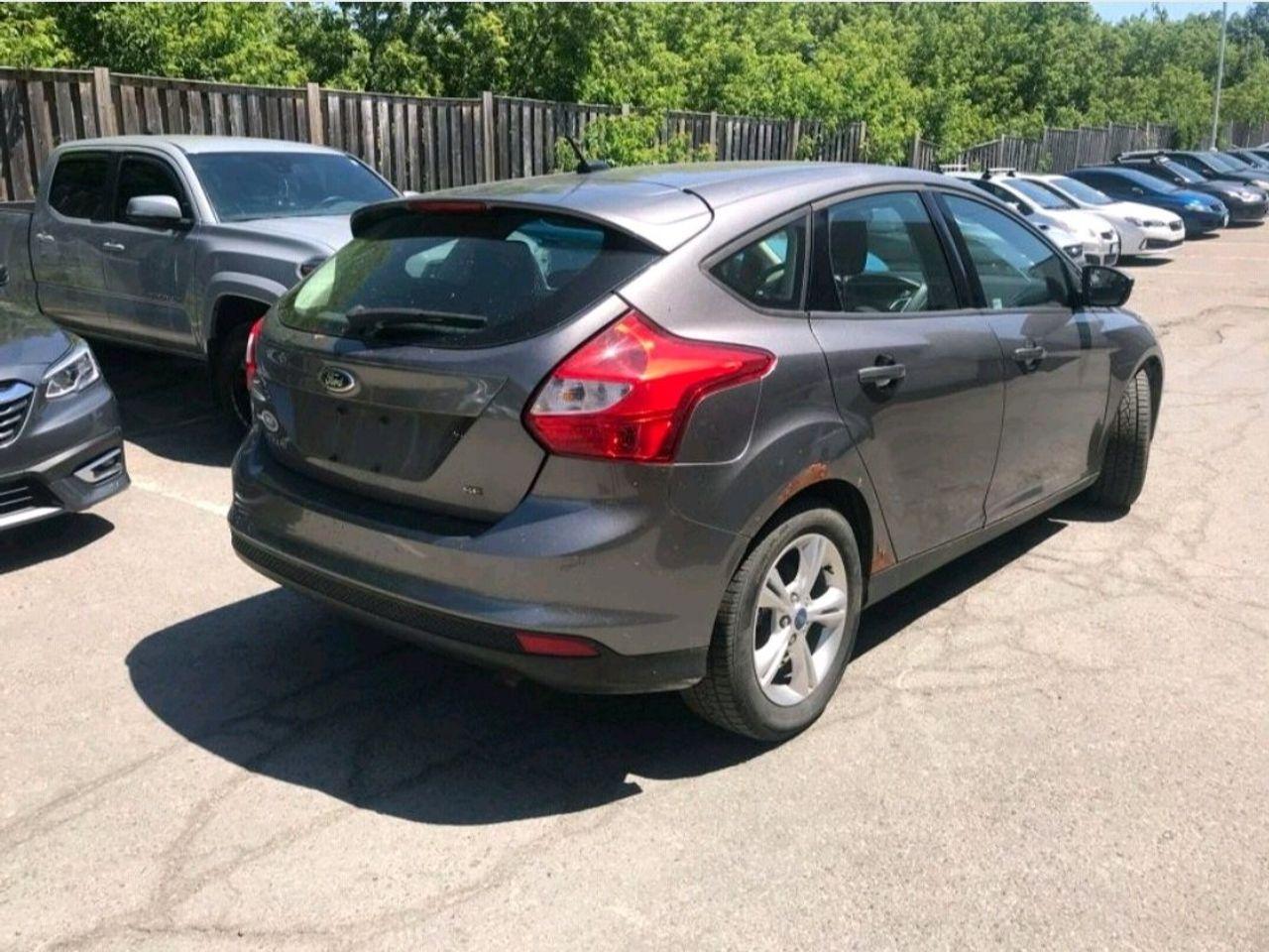 2012 Ford Focus SE-4