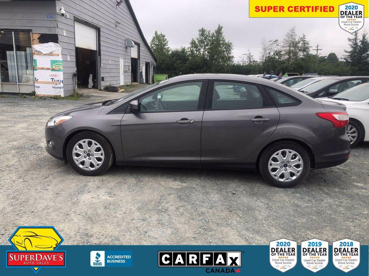 2012 Ford Focus SE-2