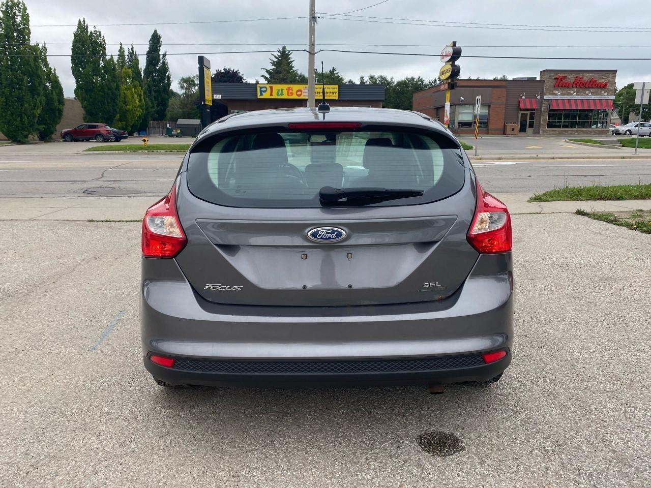 2012 Ford Focus SEL-3
