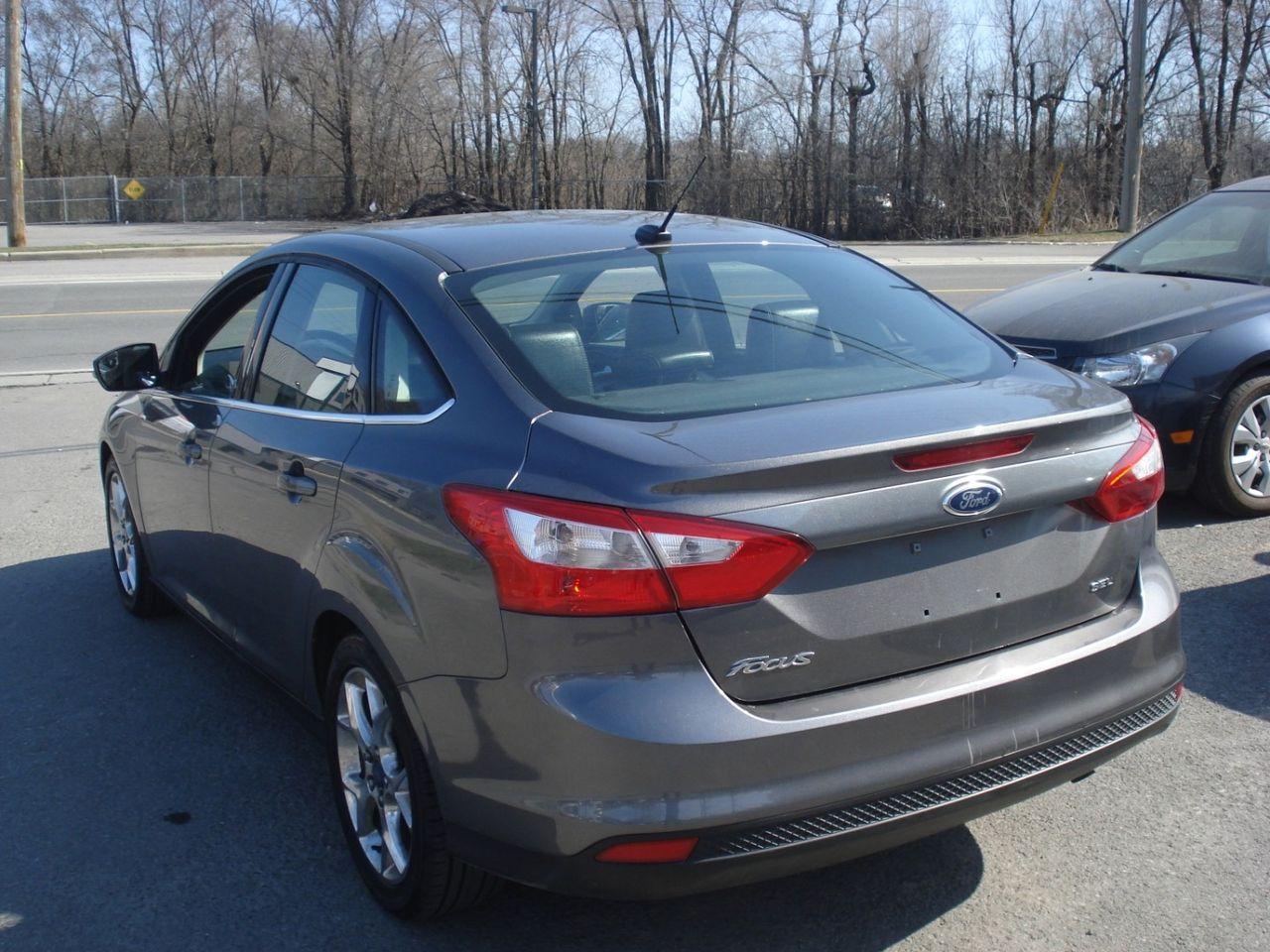 2012 Ford Focus SEL-3