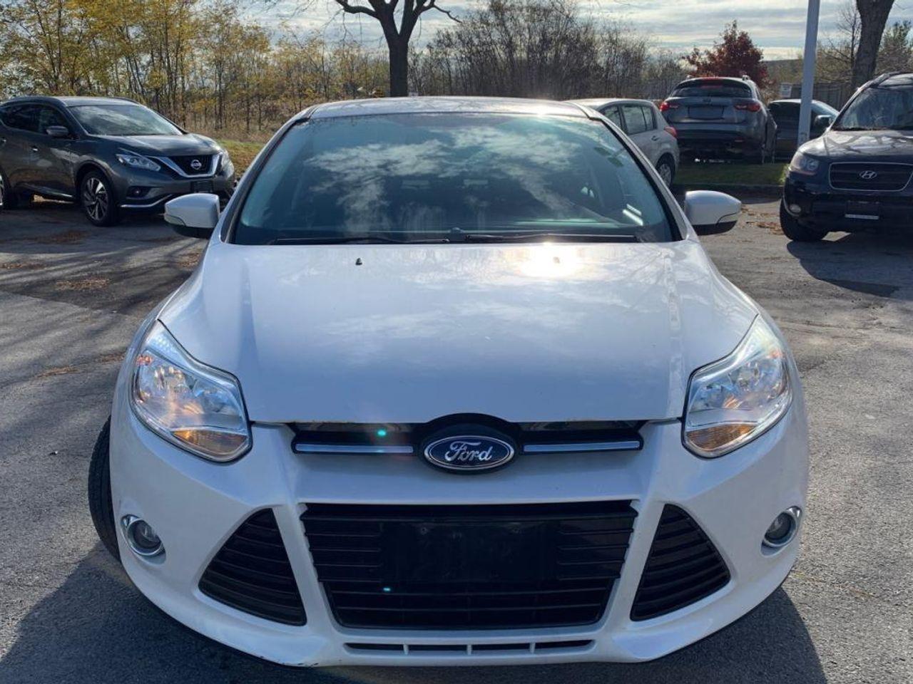 2012 Ford Focus SEL-1