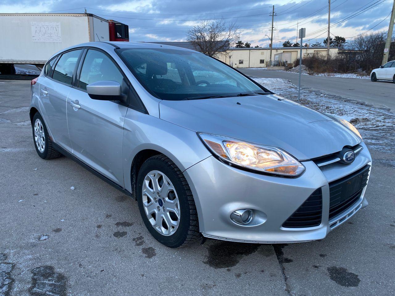 2012 Ford Focus SE-2