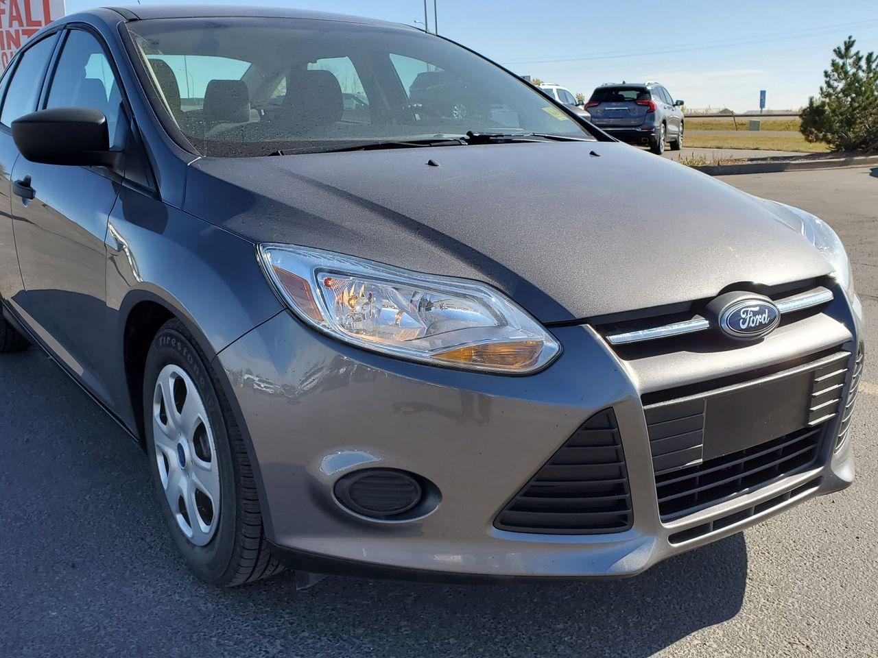 2012 Ford Focus S-2