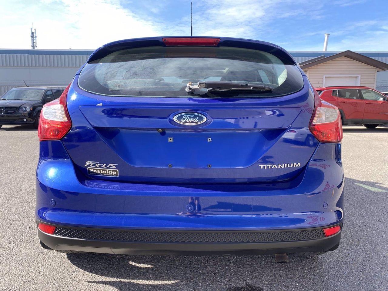 2012 Ford Focus Titanium-2