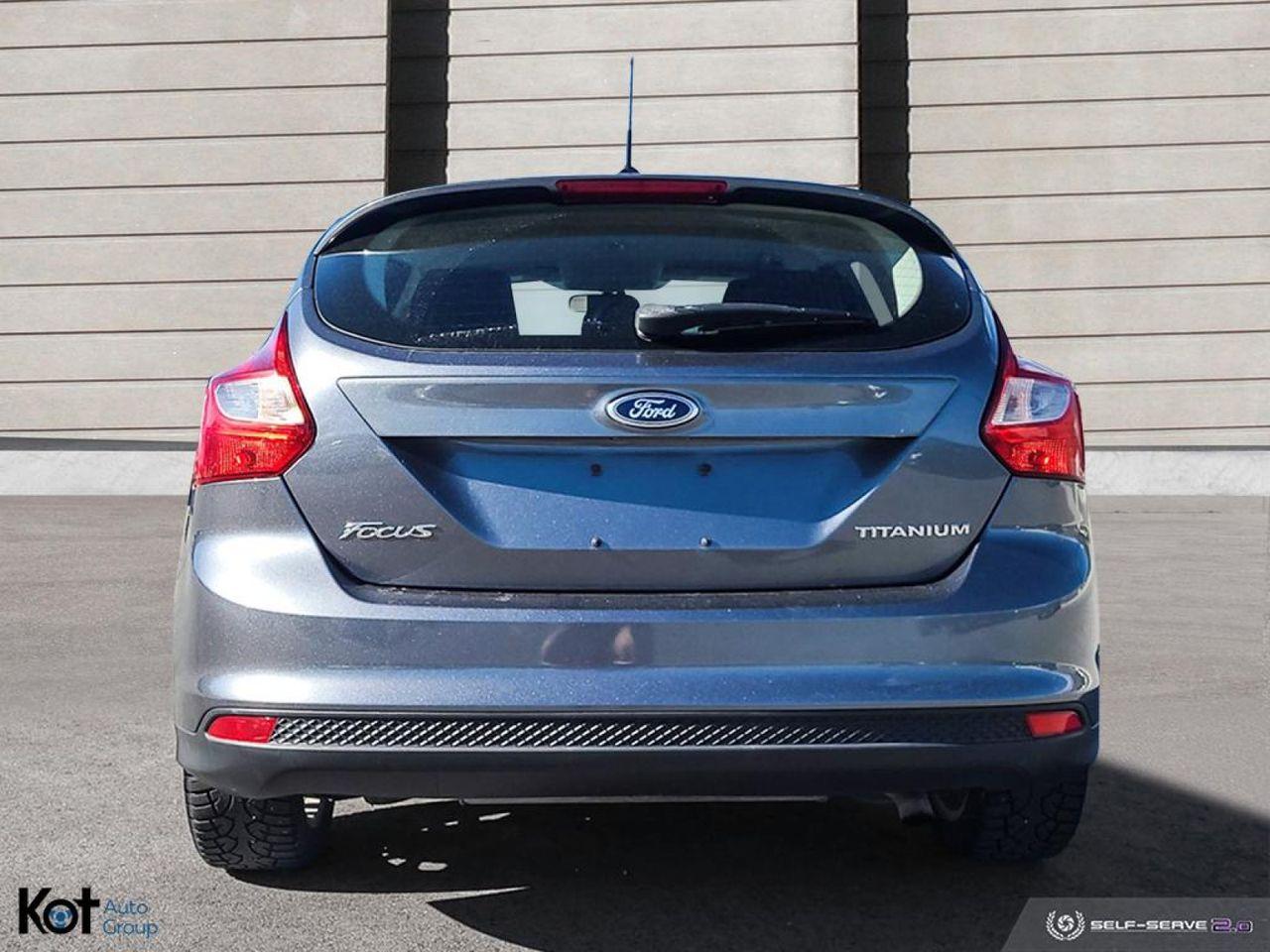 2012 Ford Focus Titanium-4