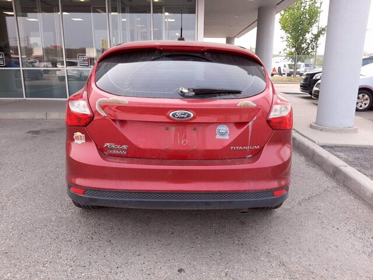 2012 Ford Focus Titanium-2
