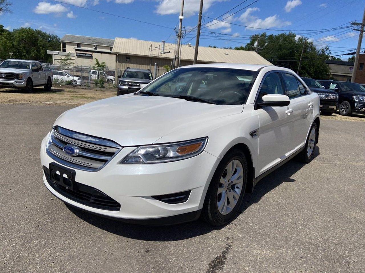 2012 Ford Taurus SEL-3