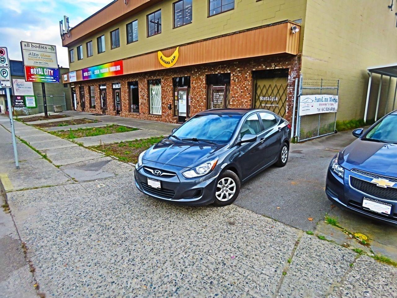 2012 Hyundai Accent GLS-0