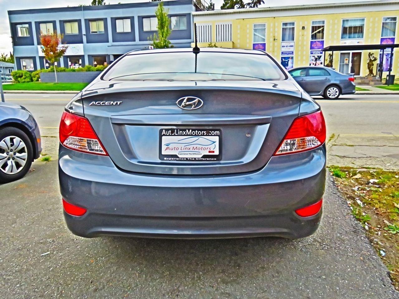 2012 Hyundai Accent GLS-4