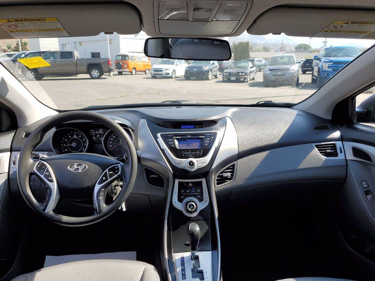 2012 Hyundai Elantra GL-3
