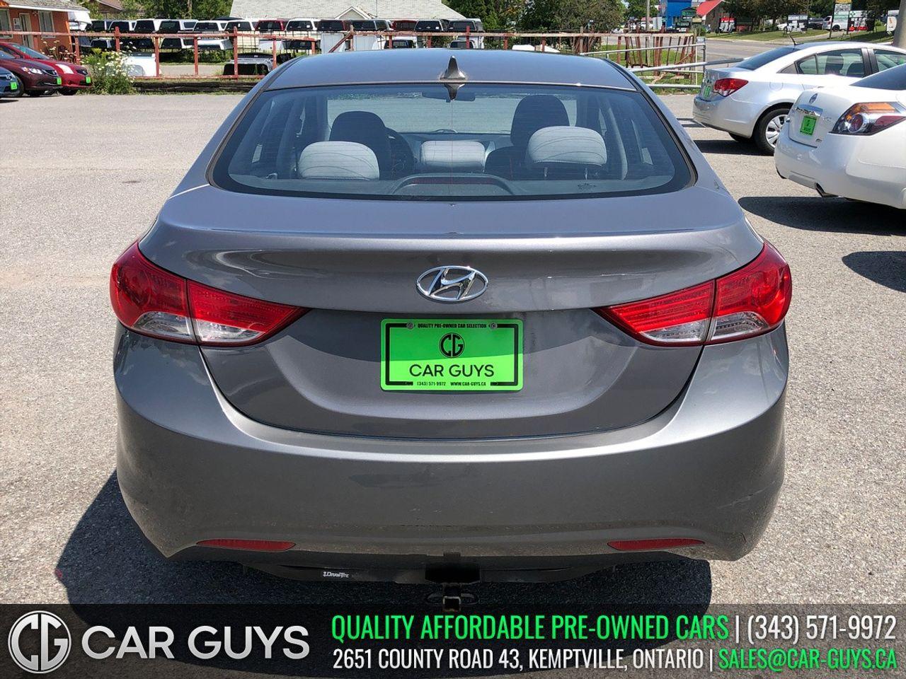 2012 Hyundai Elantra GL-4