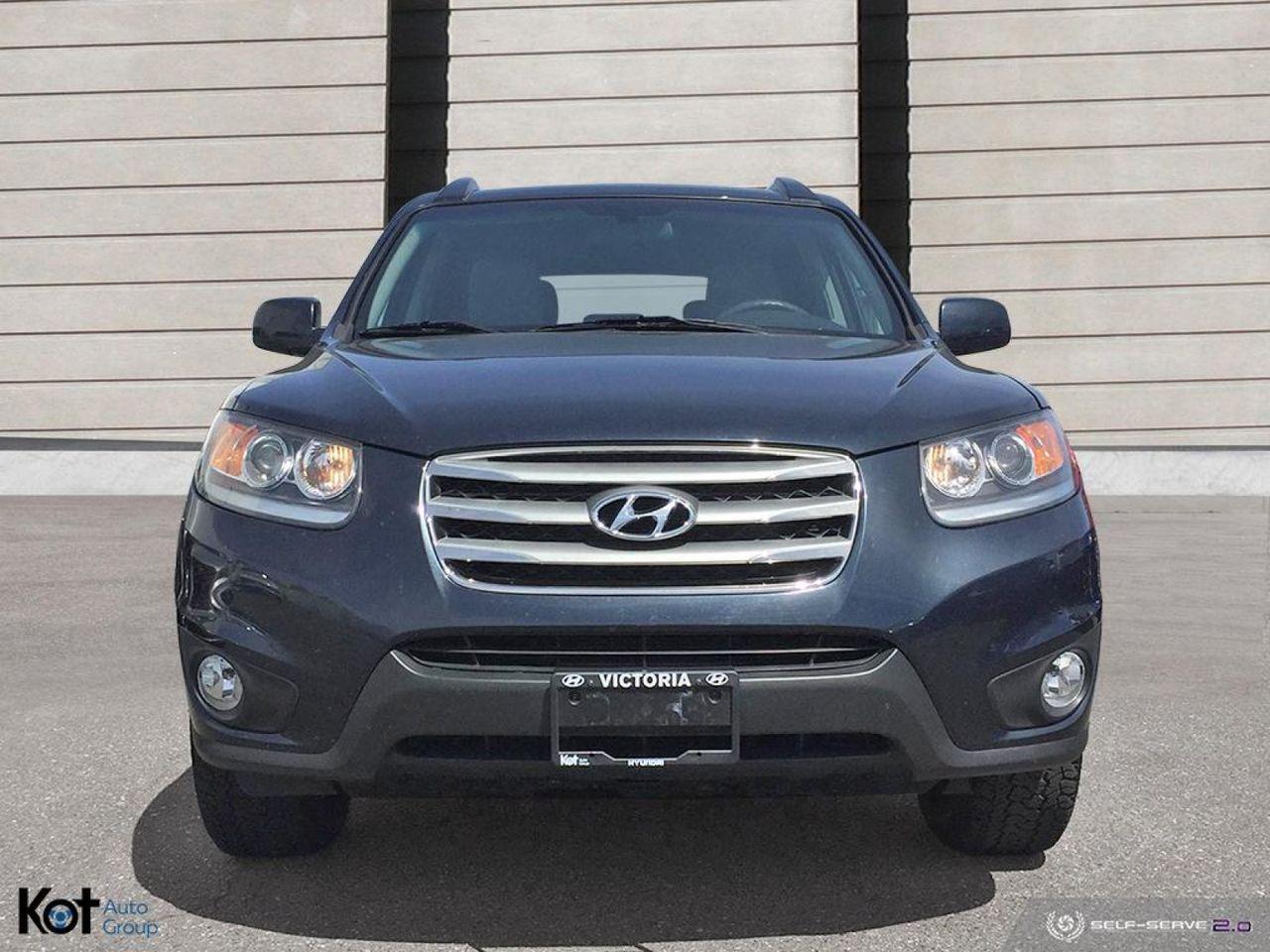 2012 Hyundai Santa Fe GL-1