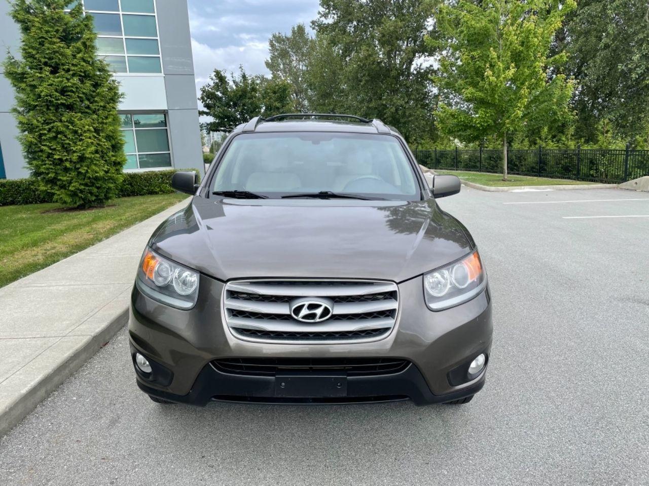 2012 Hyundai Santa Fe GLS-4