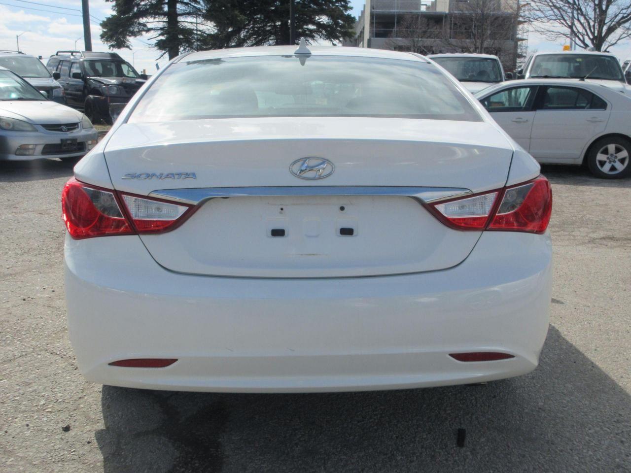 2012 Hyundai Sonata GLS-4