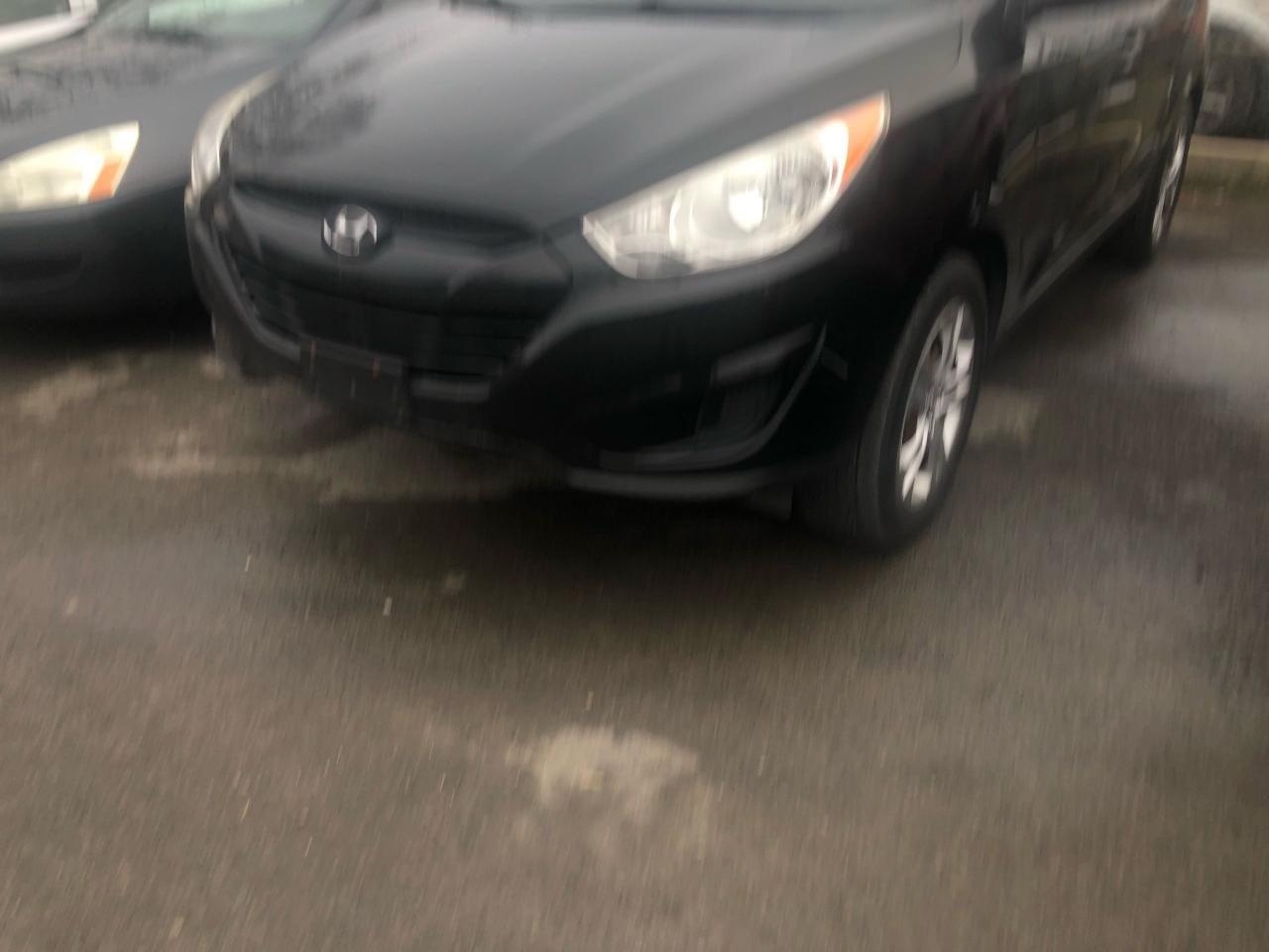 2012 Hyundai Tucson L-2