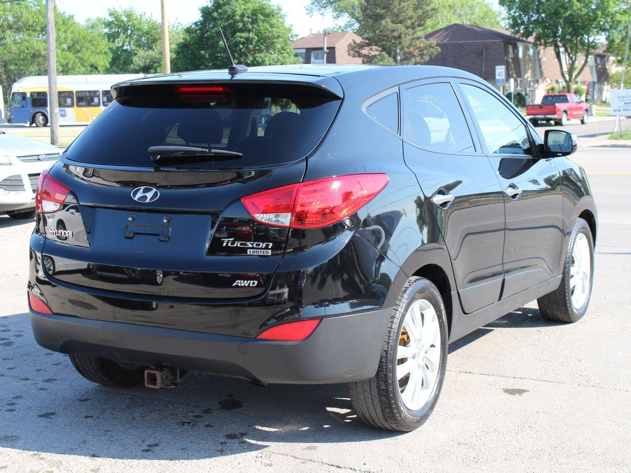2012 Hyundai Tucson Limited-4