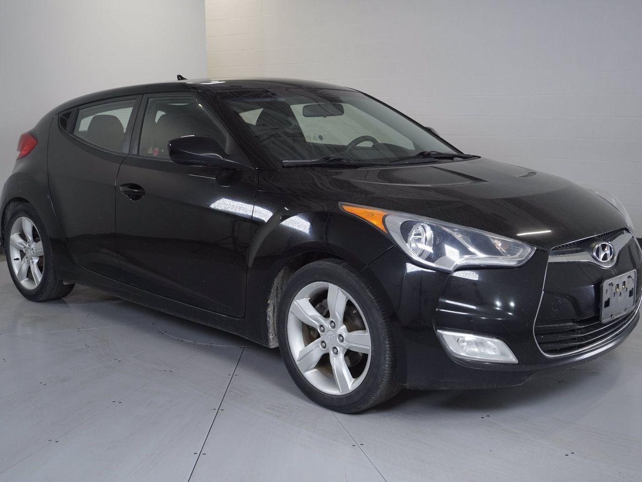 2012 Hyundai Veloster -2
