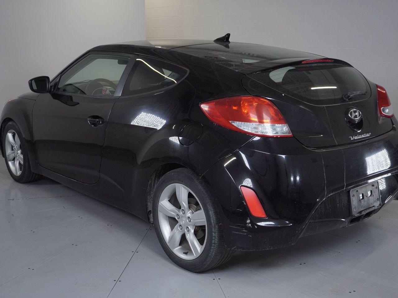 2012 Hyundai Veloster -4