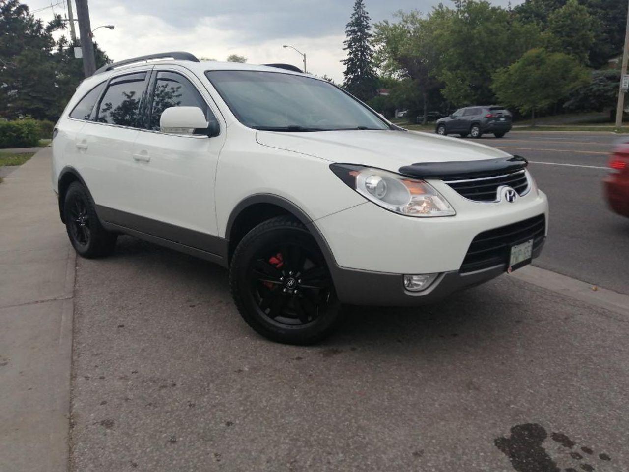 2012 Hyundai Veracruz GL-1