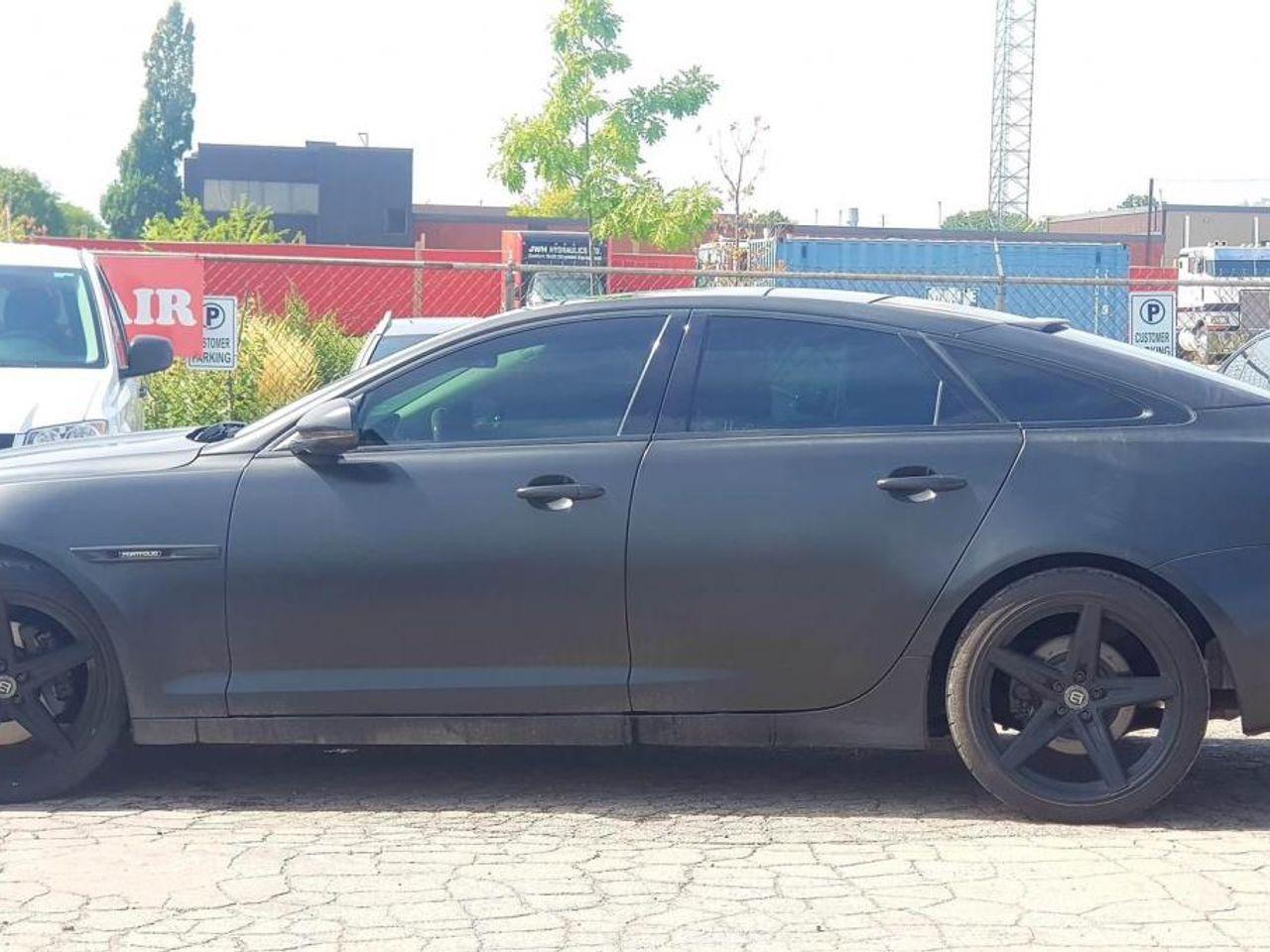 2012 Jaguar XJ XJ-4