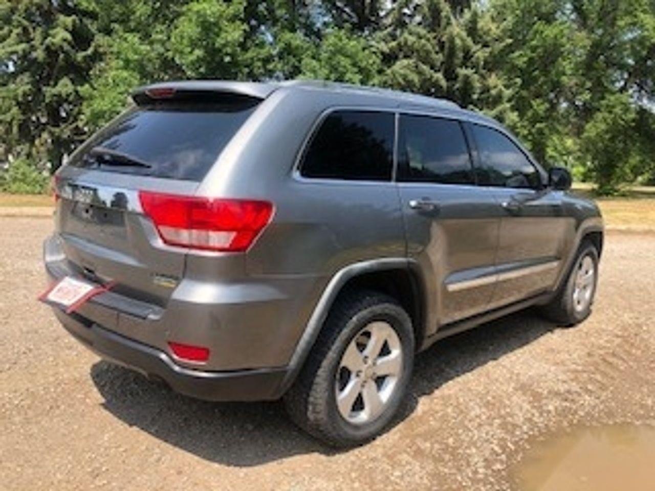 2012 Jeep Grand Cherokee -2