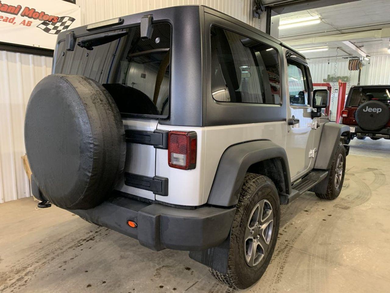 2012 Jeep Wrangler -2