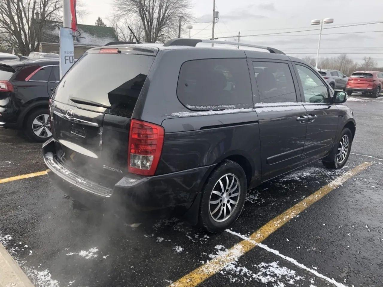 2012 Kia Sedona EX-3