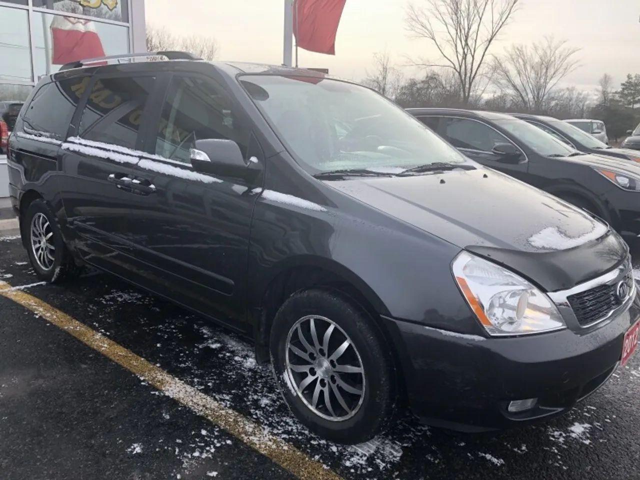 2012 Kia Sedona EX-4