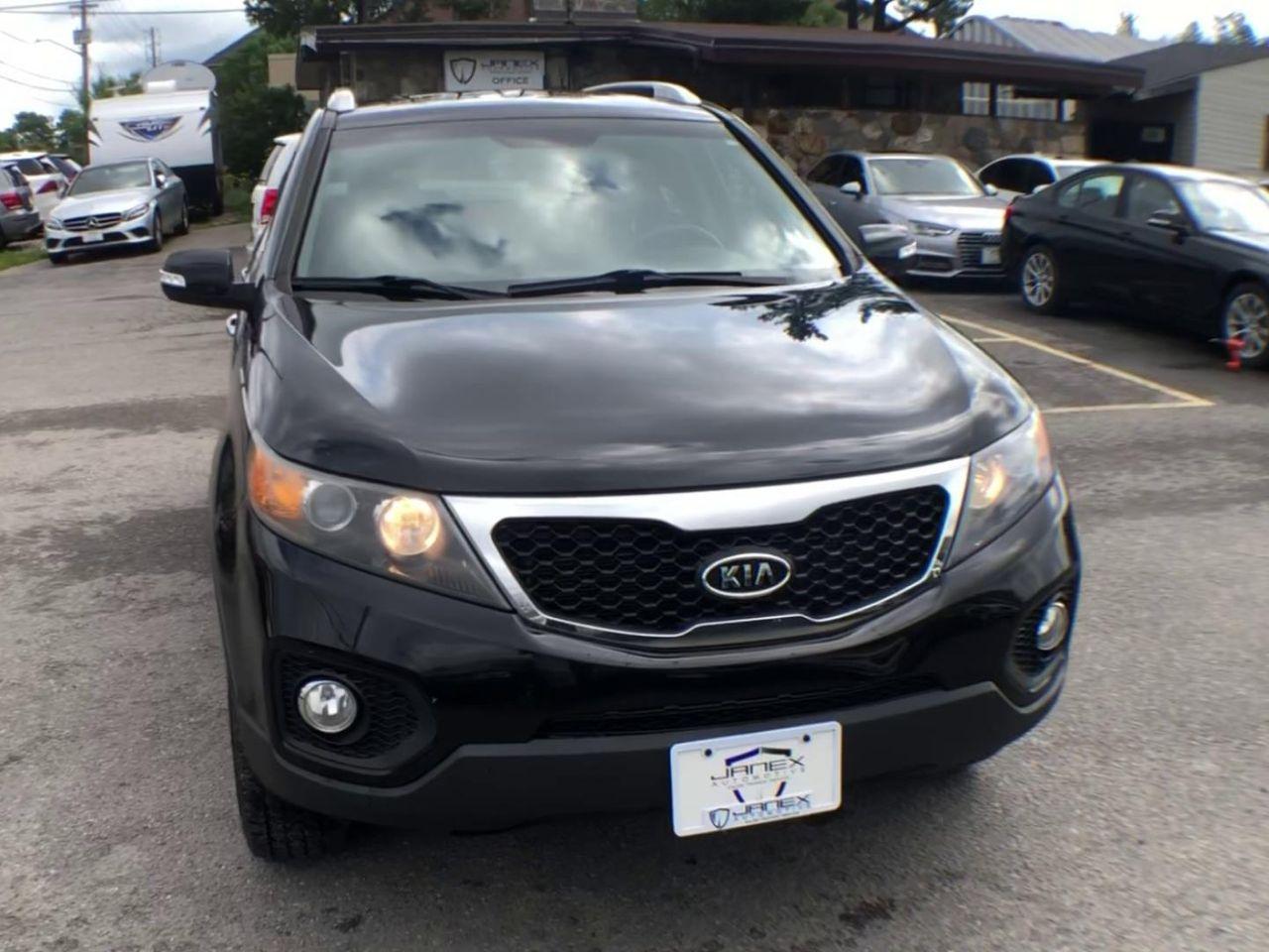 2012 Kia Sorento LX-2