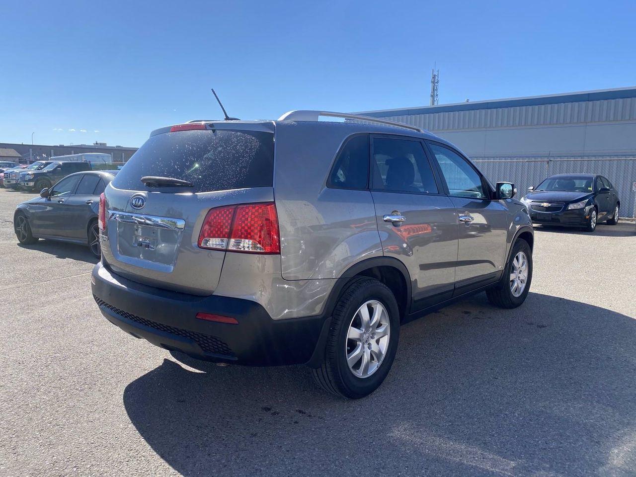 2012 Kia Sorento LX-3
