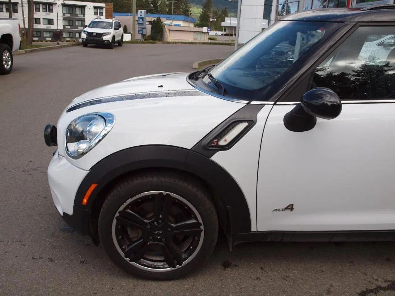 2012 MINI Countryman S ALL4-3