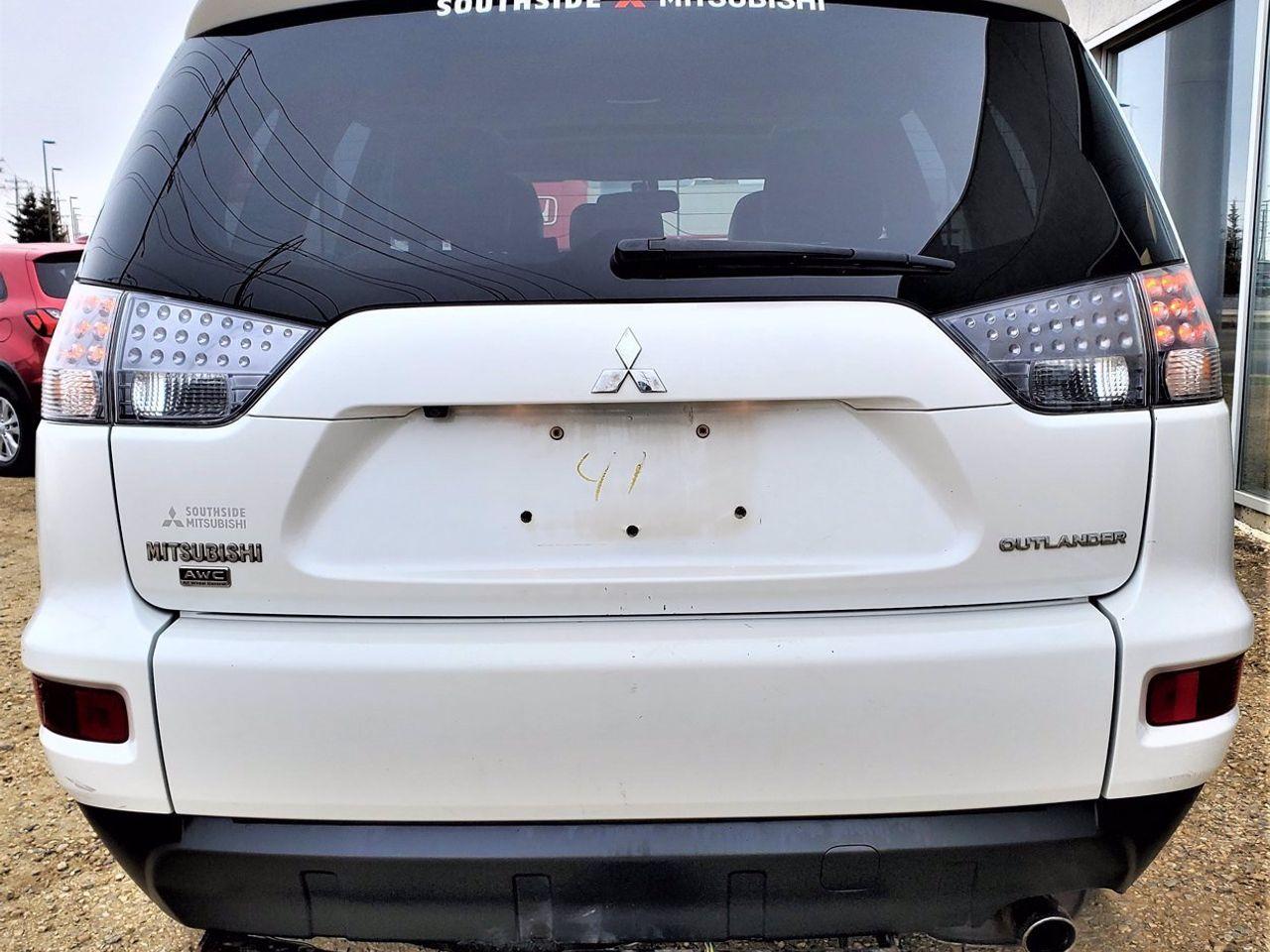 2012 Mitsubishi Outlander ES-3