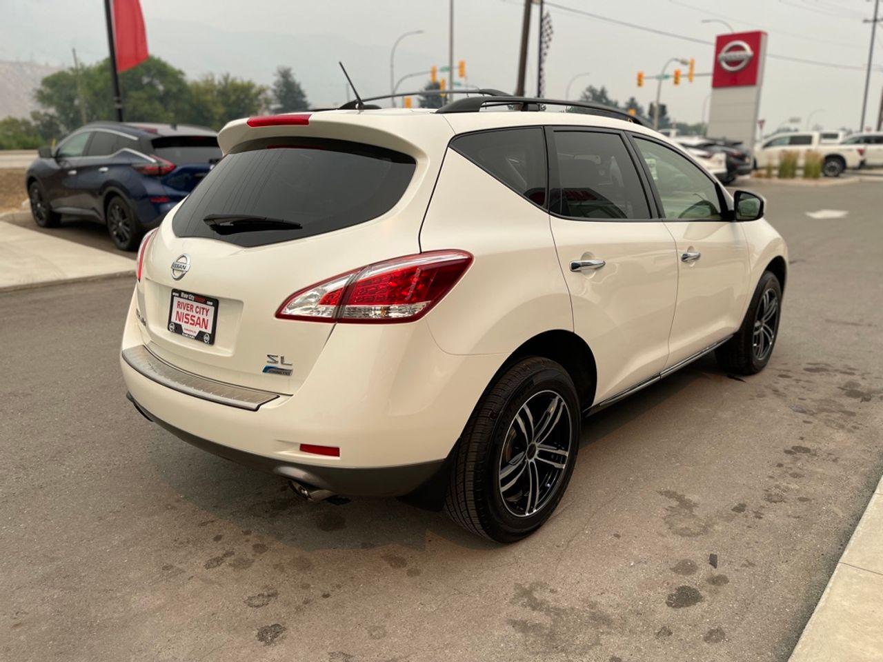 2012 Nissan Murano LE-4